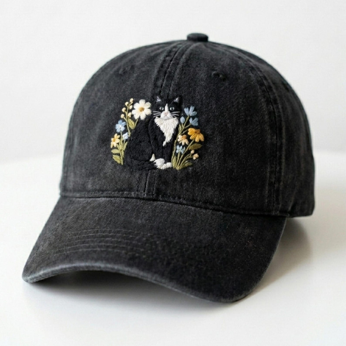 Bicolor Cat Embroidered Washed Cap